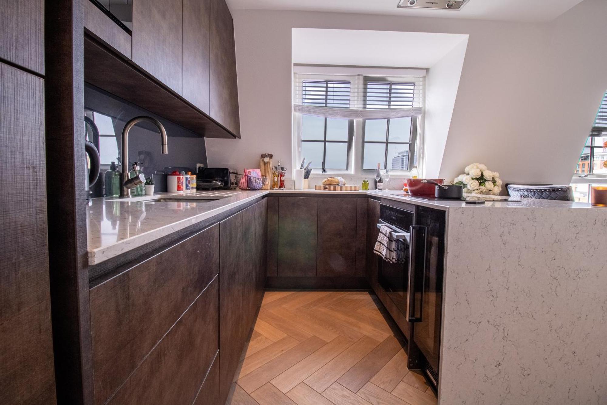 Luxurious 1-Bedroom Penthouse In Marble Arch 71 Londra Esterno foto