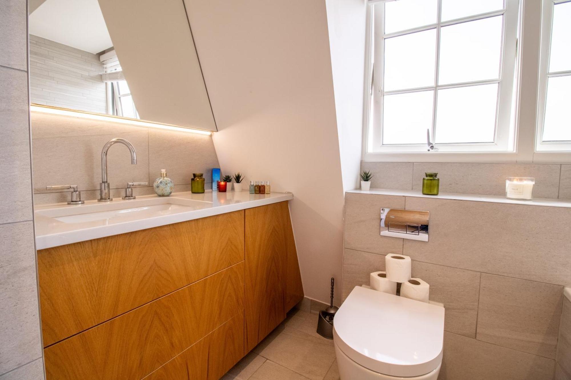 Luxurious 1-Bedroom Penthouse In Marble Arch 71 Londra Esterno foto