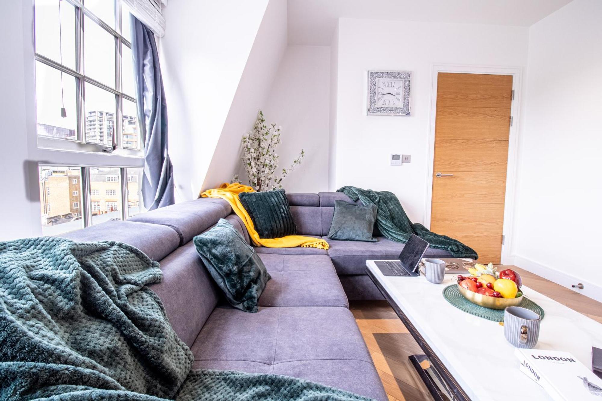 Luxurious 1-Bedroom Penthouse In Marble Arch 71 Londra Esterno foto