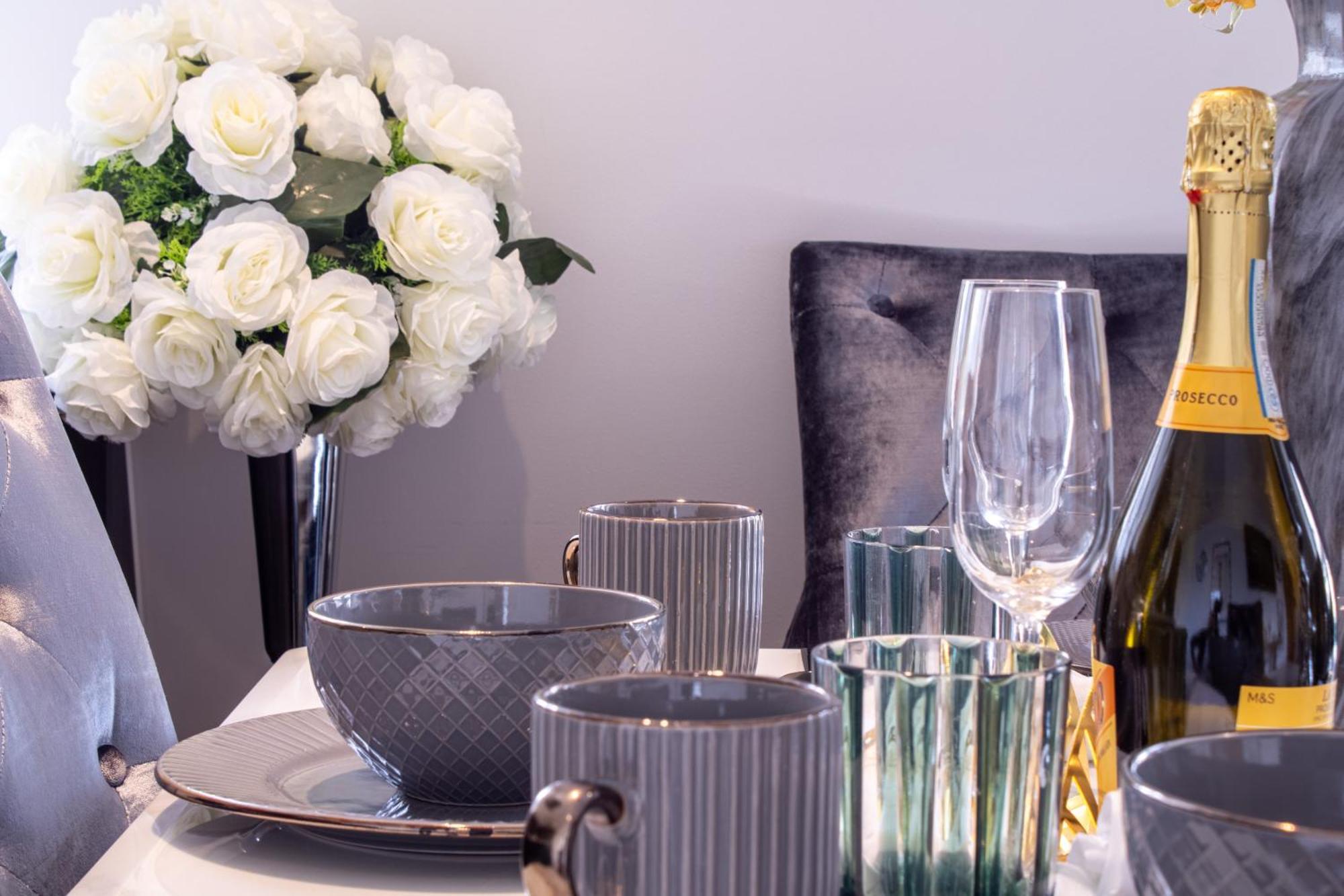 Luxurious 1-Bedroom Penthouse In Marble Arch 71 Londra Esterno foto