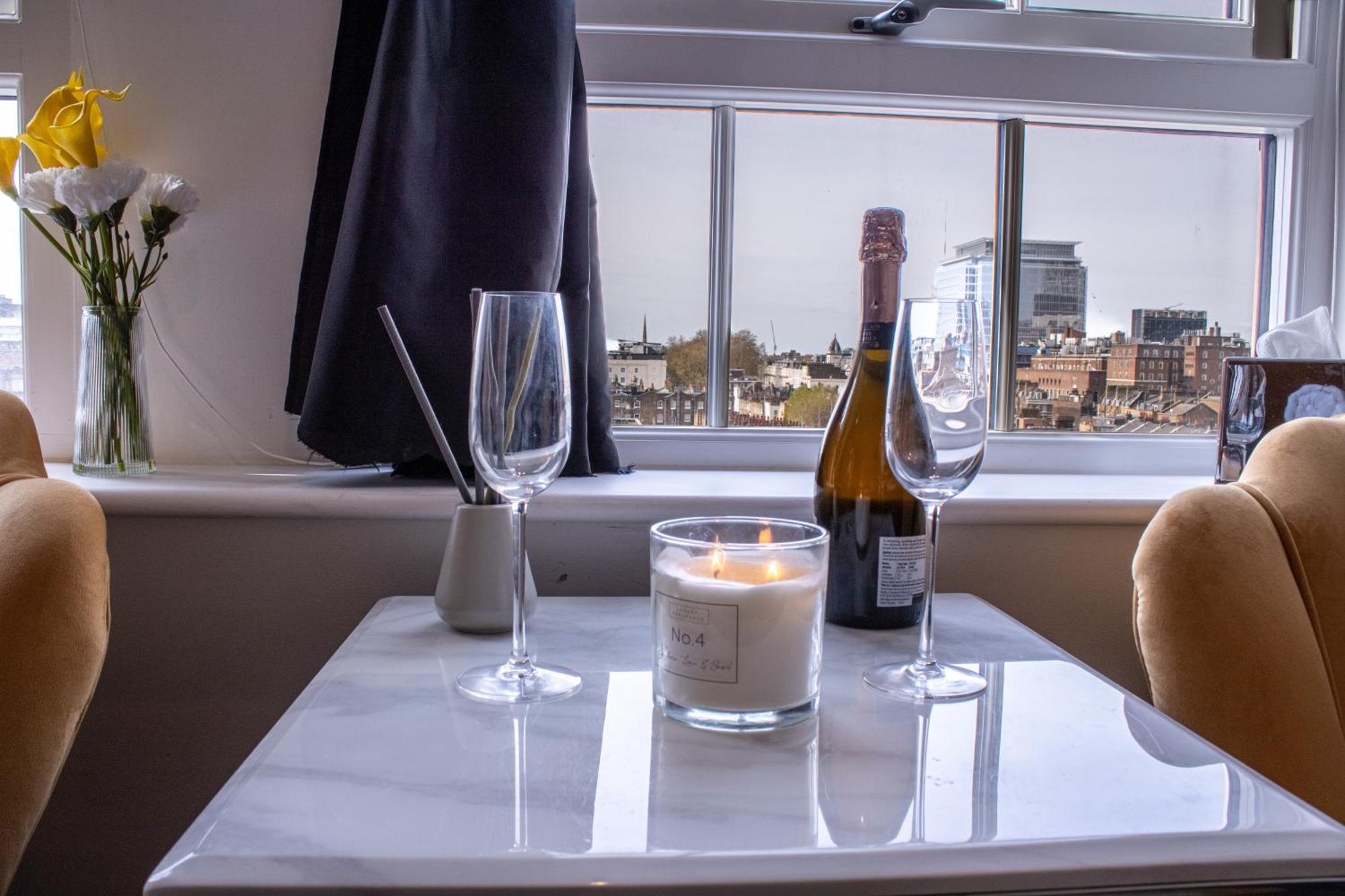 Luxurious 1-Bedroom Penthouse In Marble Arch 71 Londra Esterno foto
